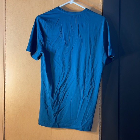 H&M slim fit t-shirt - Picture 2 of 2